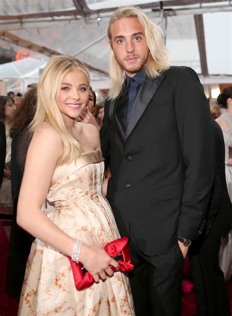 chloe grace moretz brother.